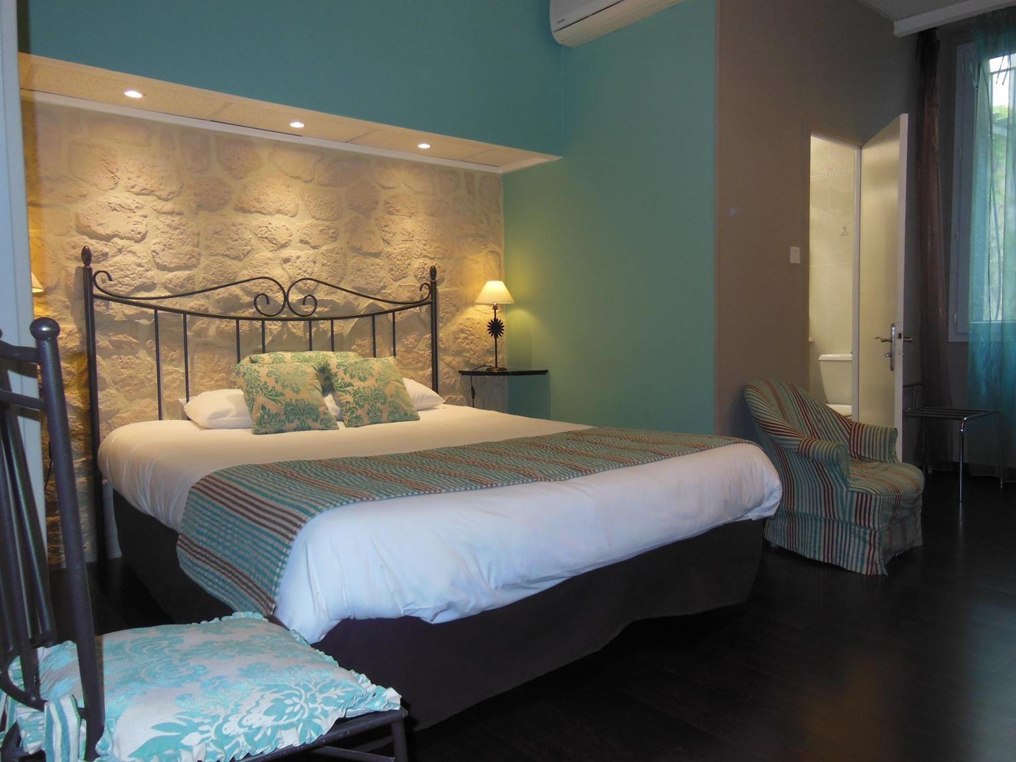 Logis Hotel Le Glacier Orange  Bilik gambar