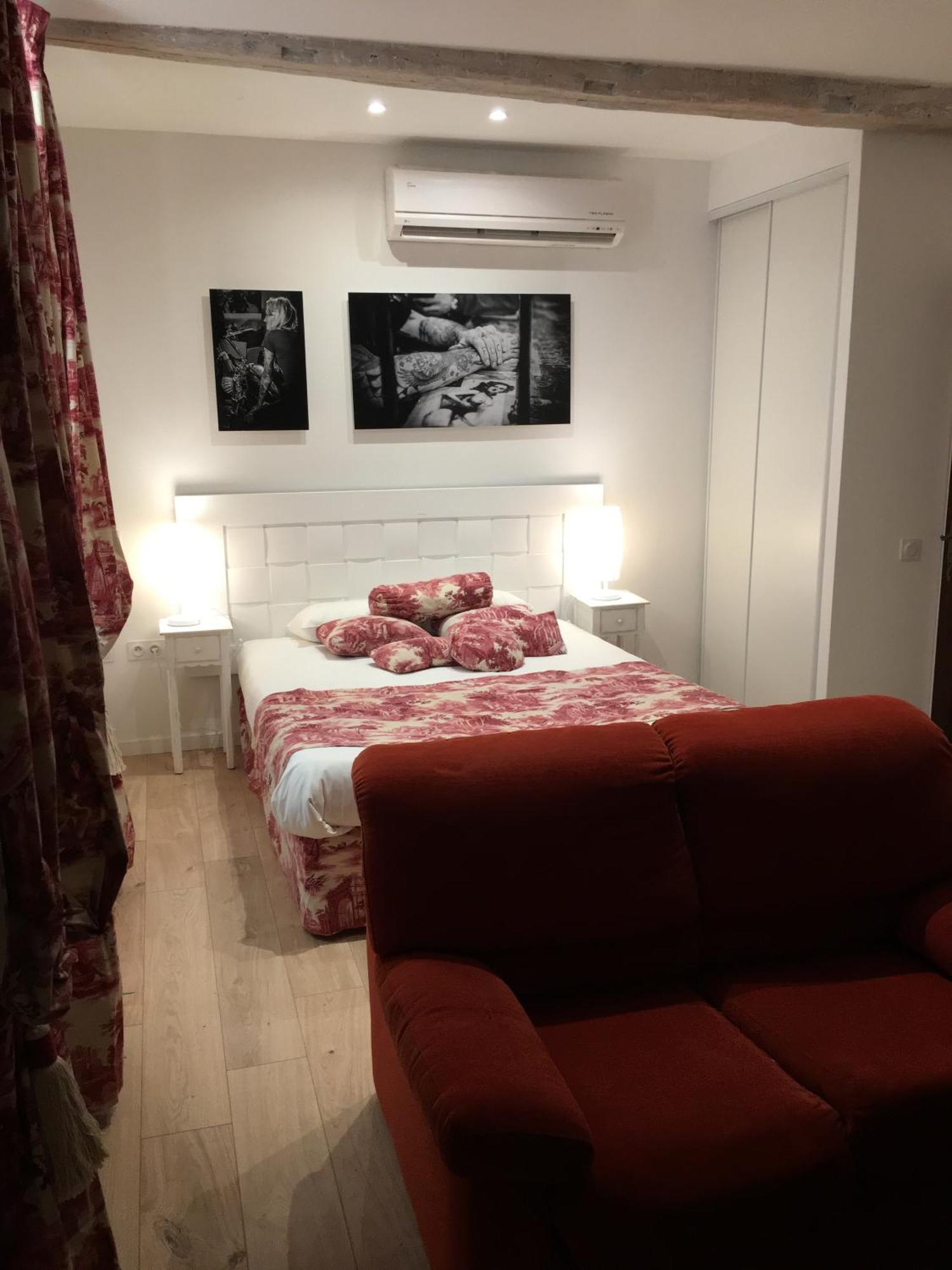 Logis Hotel Le Glacier Orange  Bilik gambar